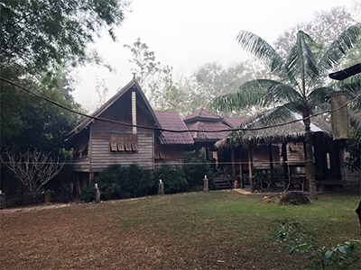 ภูผาตาด บ้านที่ไม่มีรูปแบบ และไม่มีแบบแผน ทุกอย่างสุดแล้วแต่จินตนาการ