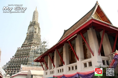 รุ่งแจ้งแห่งปี ริมฝั่งเจ้าพระยา ที่วัดอรุณ