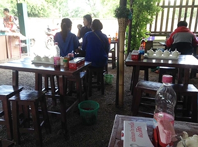 ก๋วยเตี๋ยวไก่ จัมโบ้ ลำปาง