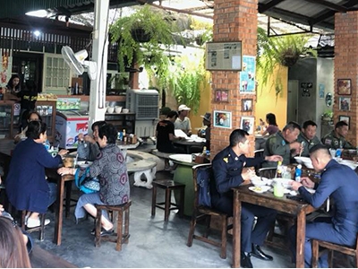 ก๋วยเตี๋ยวบ้านคุ้ม & Coffee House เชียงใหม่